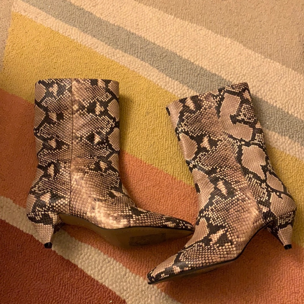 Vince Camuto boots